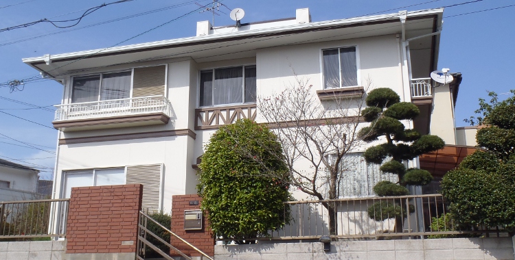 外壁塗装の施工例 福岡市城南区 G様邸